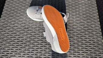 Plátěné tenisky Geox, vel. 29 - 2