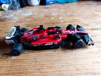 Stavebnice vozu F1 Ferrari SF 2023 - 2