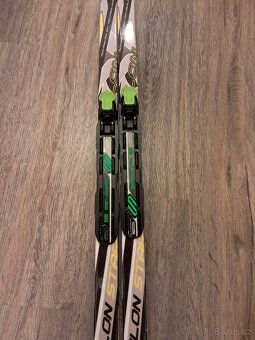 Běžky Skol 150 cm s vázáním a hůlkami - 2