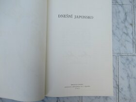 různé staré knihy - 2