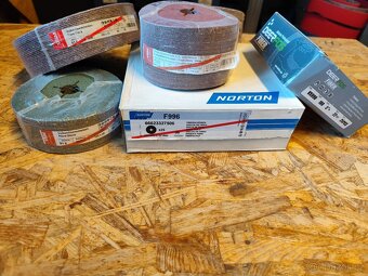 Prodám nové "brusné kotouče výseky,disky,fíbry,fíbrdisky" - 2