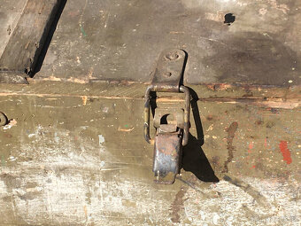 Dřevěná bedna na munici - 2