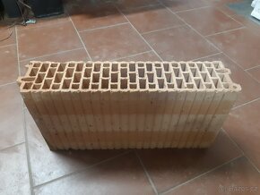 Porotherm vencovka, zakladaci cihla 38 - 2