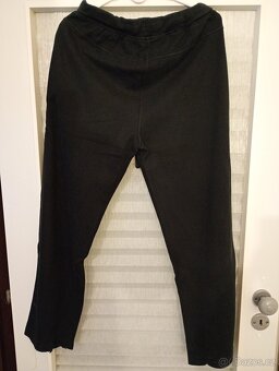 Černé a modré tepláky zn.Wolf vel.M - 2