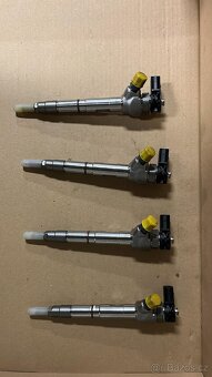 Vstřikovače 4ks 05L130277E - 2