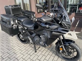 Yamaha tracer 9 - 2