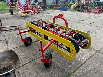Pásový shrnovač a obraceč - ton - 2