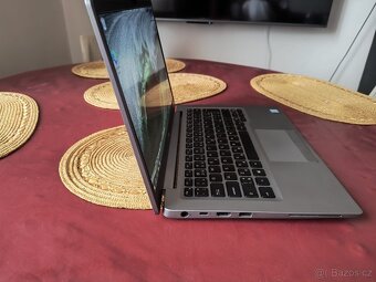 Dell Latitude 7400 - skvělá výbava - i7, 16 GB RAM, 512 GB S - 2