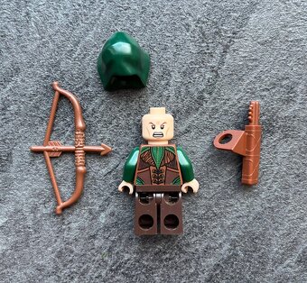 Lego The Hobbit - Mirkwood Elf Archer - 2