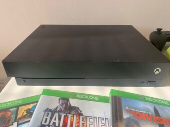 Xbox One X - 1TB - Hry - 2