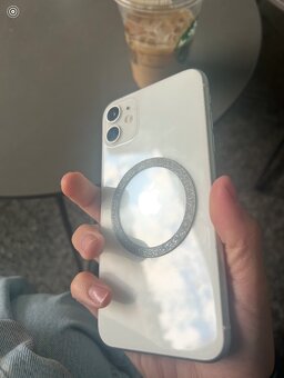 iPhone 11, 128 GB - 2