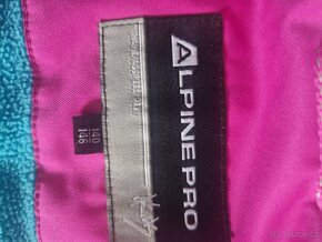 Dívčí bunda na zimu ALPINE PRO velikost 140/146 - 2