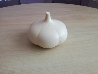 Tupperware dóza ČESNEK - 2