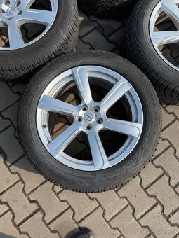 Kompletní Alu Volvo xc90 5x108r19 + 235/55r19 zimní - 2