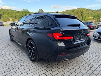BMW 520d xDrive M SPORT MEGAFULL PANORAMA TAŽNÉ 2022 - 2