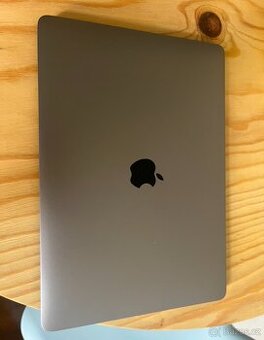 MacBook Air (párkrát použitý) - 2