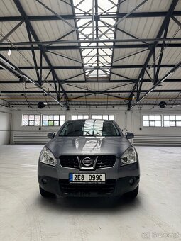 Nissan Qashqai 2.0i Automat - 2