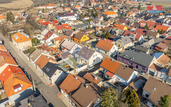Prodej rodinného domu, 210 m², Vinařice, ul. IV. ulice - 2