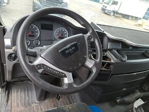 MAN TGX 18 440 Tahač Euro 5 DÍLY Z VOZIDLA - 2