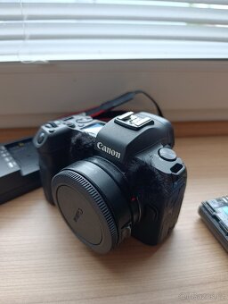 Canon Eos R - 2