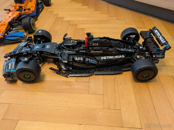 Lego F1 Mercedes a McLaren - 2