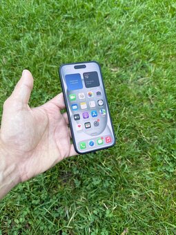 Zánovní Apple iPhone 15 128GB–Černý,Krásný stav,Baterie 100% - 2