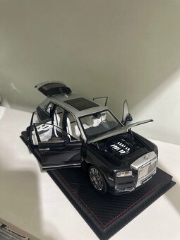1:18 KengFai Rolls Royce Cullinan - 2