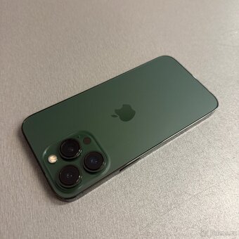 iPhone 13 Pro 256GB alpine green, jako nový, rok záruka - 2