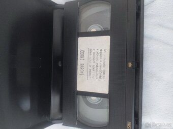VHS kazeta Černí baroni - 2
