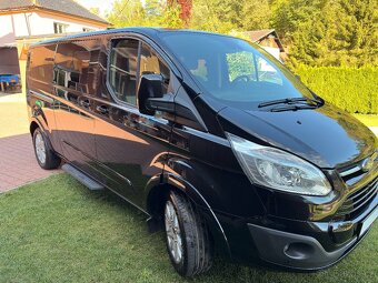 Ford Tourneo Custom 8 míst - 2
