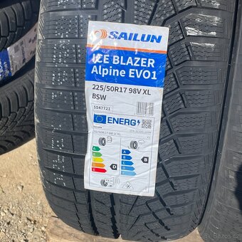 Nove Zimni pneu 225/50 R17 98V XL Sailun - 2