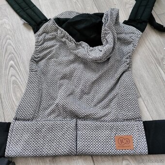 Nosítko šátkové Kindercraft Adore, 3 měsíce - 20kg - 2