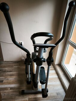 DM Fitness Eliptický trenažér - 2