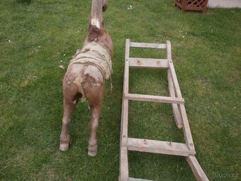 STAROŽITNÝ HOUPACÍ KŮN´ - 2