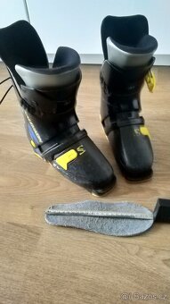 Lyžařské boty, stélka 22,5 cm, vel. 34-35-36 - 2