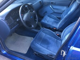 Ford Escort 1.4i - 2