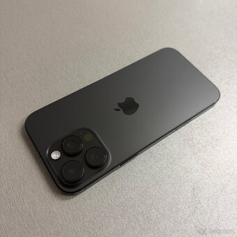 iPhone 16 Pro Max 512GB černý, pěkný stav, rok záruka - 2