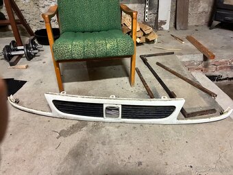 Přední maska na Seat Inca - 2