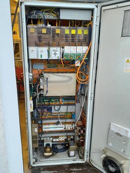 Prodám CNC obráběcí stroj Mas MCV 500 se 4.osou - 2