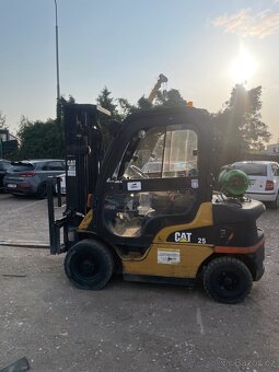 Caterpillar GP25 N - 2