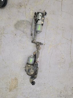 Mechanismus stěračů Golf Plus - 2