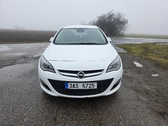 Opel Astra Sports Tourer 2013 - 2