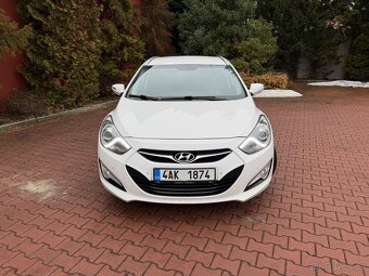 Hyundai I40 combi 1.7crdi 100kw rok 12/2014 - 2