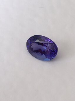 Tanzanit 4,19 karátu - 2