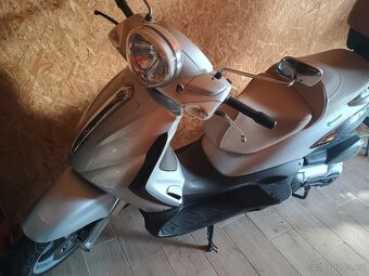 Piaggio Beverly 500 - 2