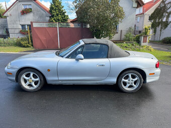 Mazda MX-5 cabriolet 1.8i - 2