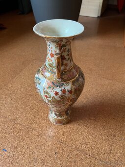 Čínská váza porcelánová - 2