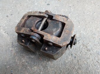 regulator otacek na zetor 25 - 2
