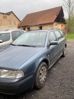 Škoda Octavia 1.6 tour - 2