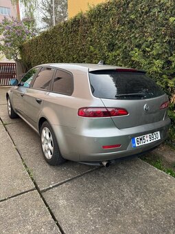 Slušné jednání výrazná sleva Alfa Romeo 159 1.9 JTS 6st sw - 2